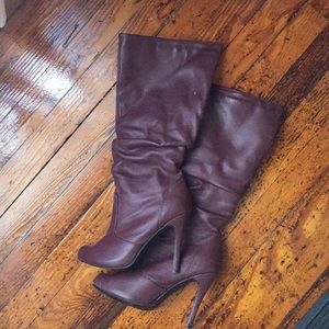 🤩 4/$25 Shoedazzle tall maroon heeled boots!